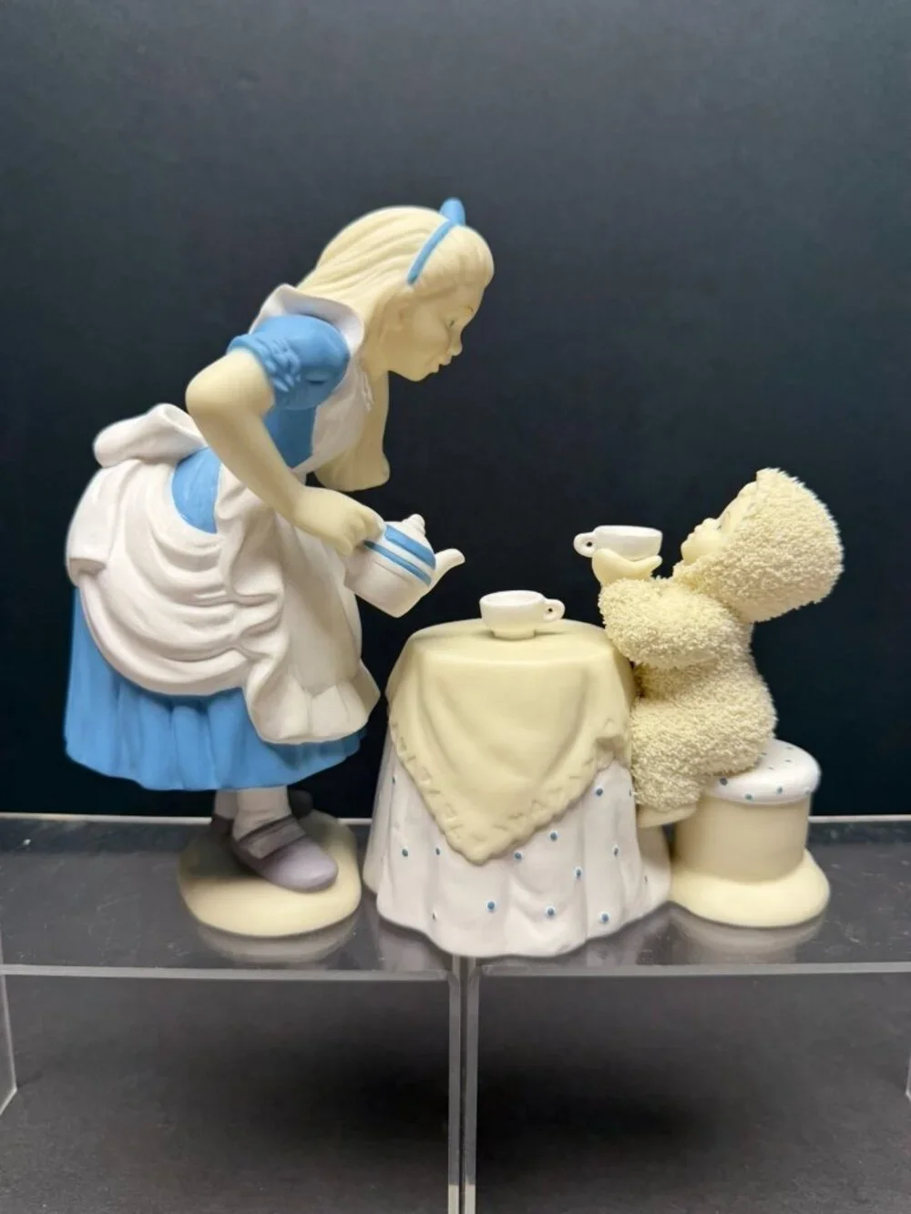 Alice in Wonderland Snowbabies Dept 56 The Guest Collection Tea For Two 2000